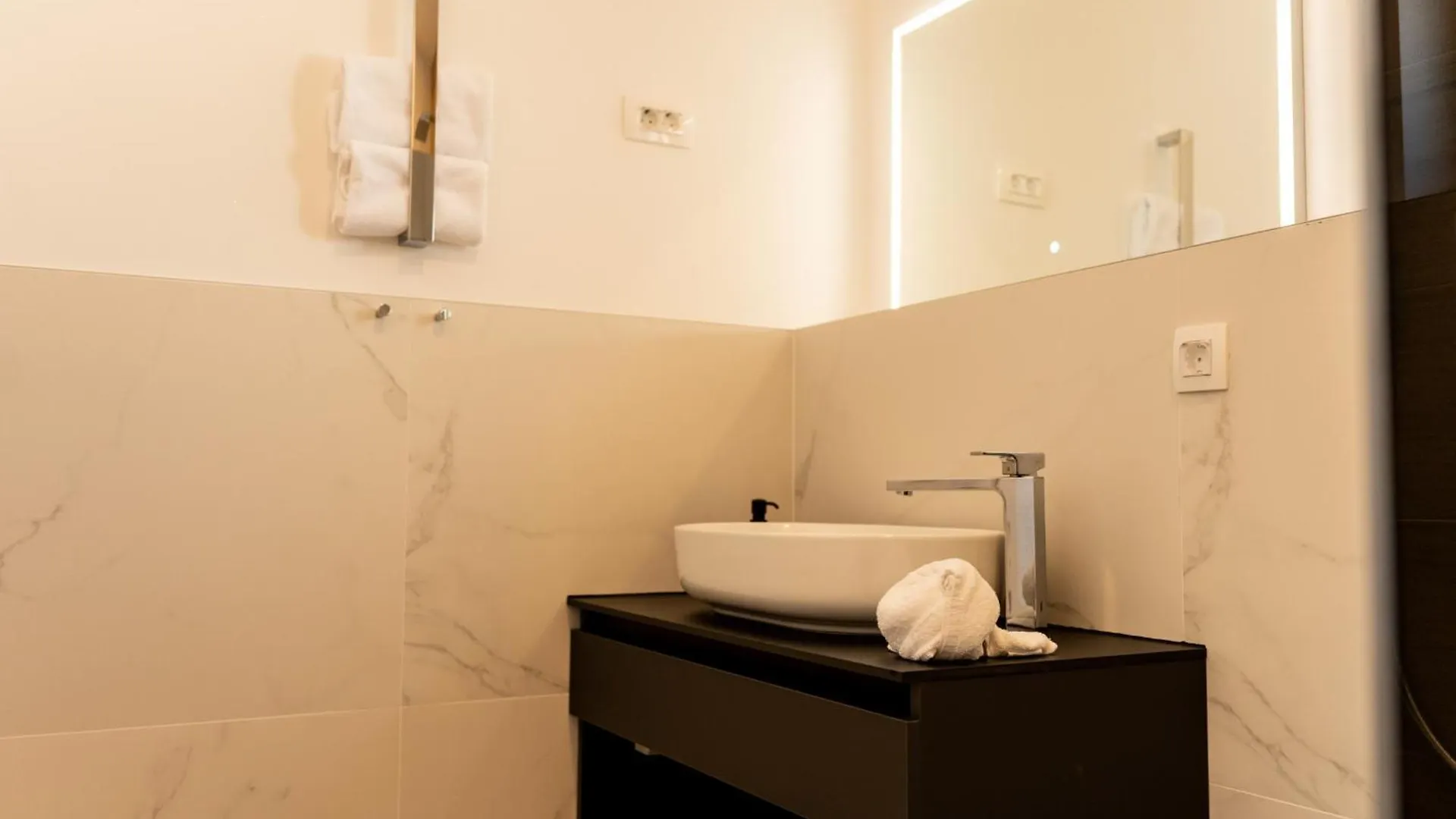 Villa Istra Relax Smaragd For 8 People With Heated Pool & Pet Friendly Only 800 M From The Beach Rebici