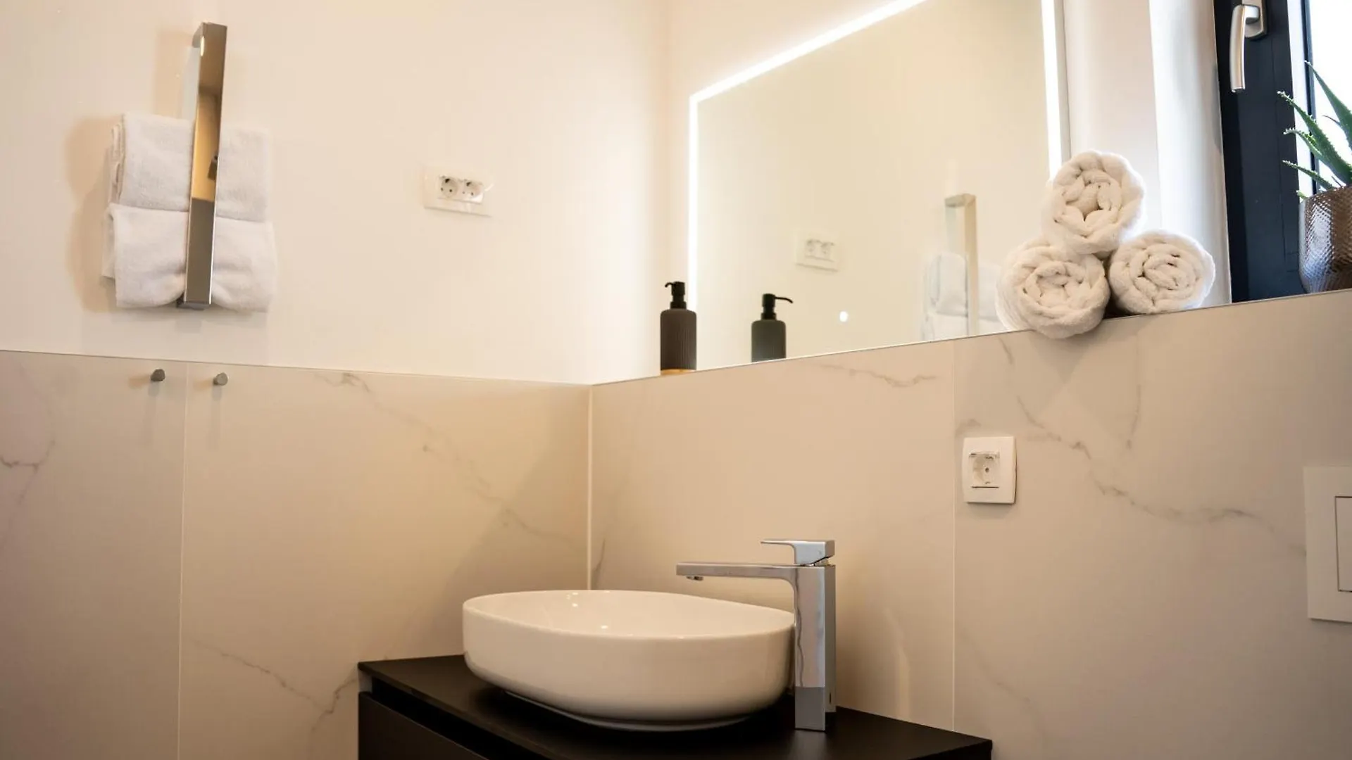 Villa Istra Relax Smaragd For 8 People With Heated Pool & Pet Friendly Only 800 M From The Beach Rebici