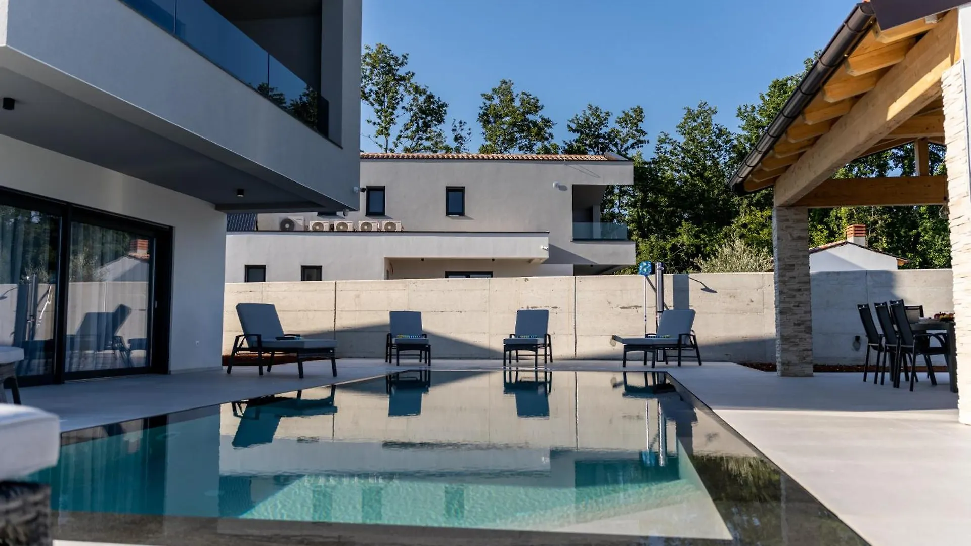 Villa Istra Relax Smaragd For 8 People With Heated Pool & Pet Friendly Only 800 M From The Beach Rebici