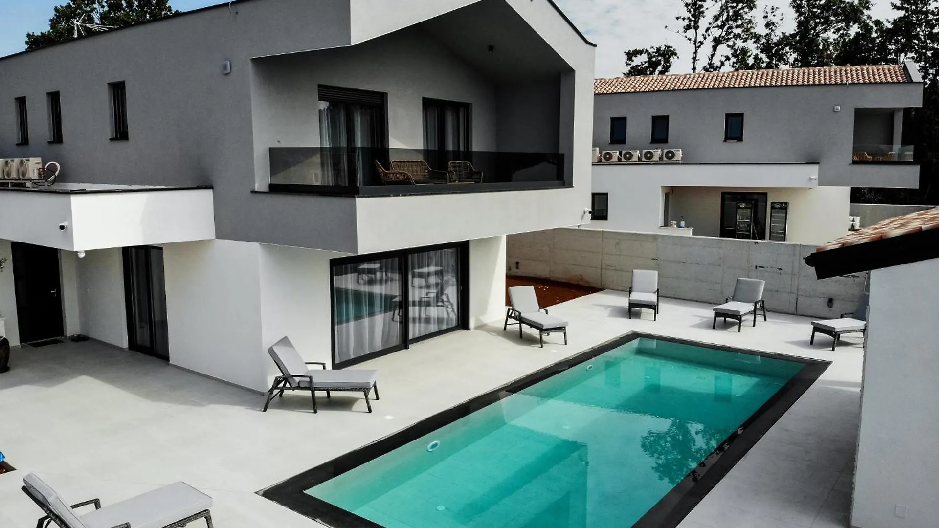 Villa Istra Relax Smaragd For 8 People With Heated Pool & Pet Friendly Only 800 M From The Beach Rebici